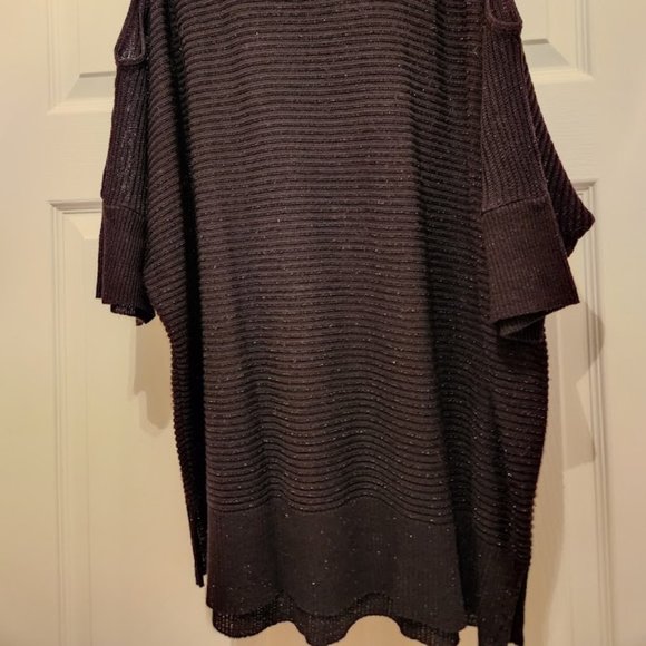 Black cold shoulder short sleeved sweater with sparkles - Picture 4 of 5